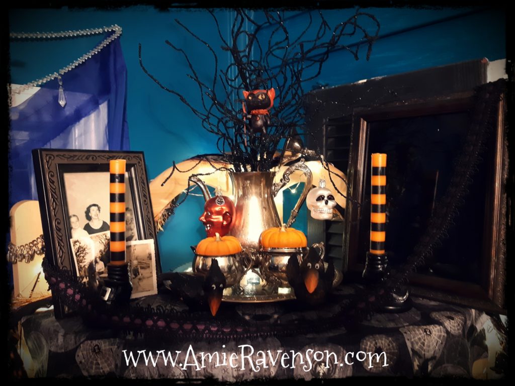 Samhain Altar 1